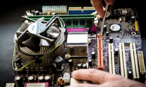 Czy montaż komputerów z gotowych części kwalifikuje się do ulgi na ekspansję? Odpowiedź Krajowej Informacji Skarbowej