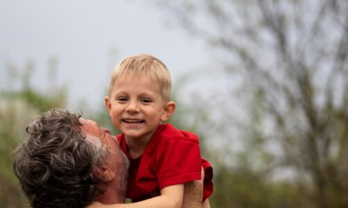 Bezwarunkowa miłość do dziecka cytaty – najpiękniejsze słowa rodziców