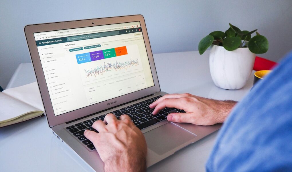 Audyt Google Ads – kiedy warto go zlecić i co powinien zawierać